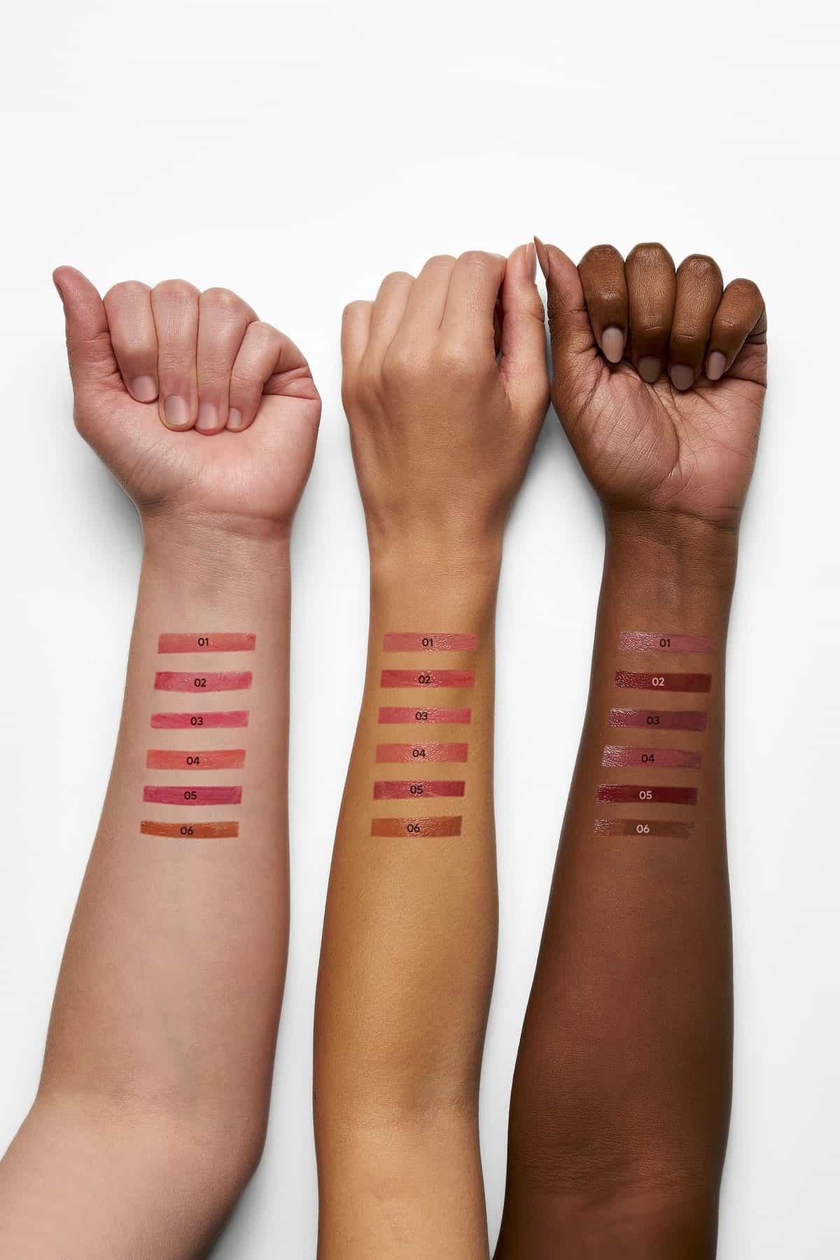 GOLDEN ROSE GLOW KISS TINTED LIP BALM VANILLA NO 01-