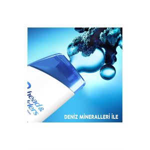 HEAD AND SHOULDERS DERİNLEMESİNE TEMİZ SAÇ DERİSİ-