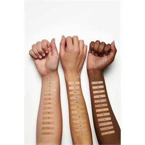 GOLDEN ROSE 24 SAATE KADAR KALICI FONDÖTEN NO:10-