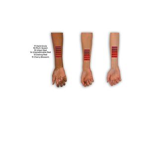 NOTE MATTEVER LIP-INK UNPREDICTABLE RED 14 RUJ-