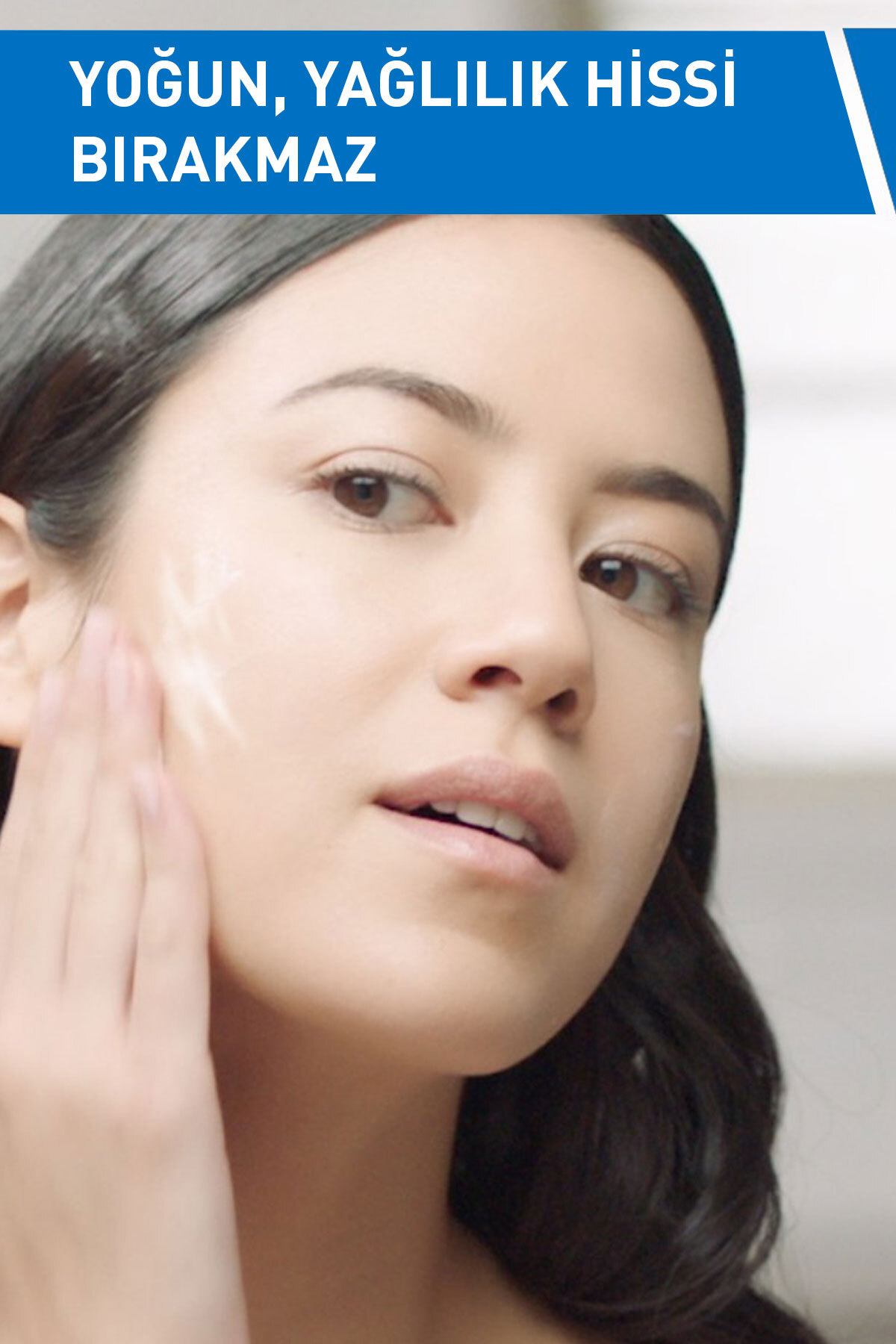 CEREVA KURU CİLTLER SERAMİD -HYALÜRONİK ASİT  88ML-