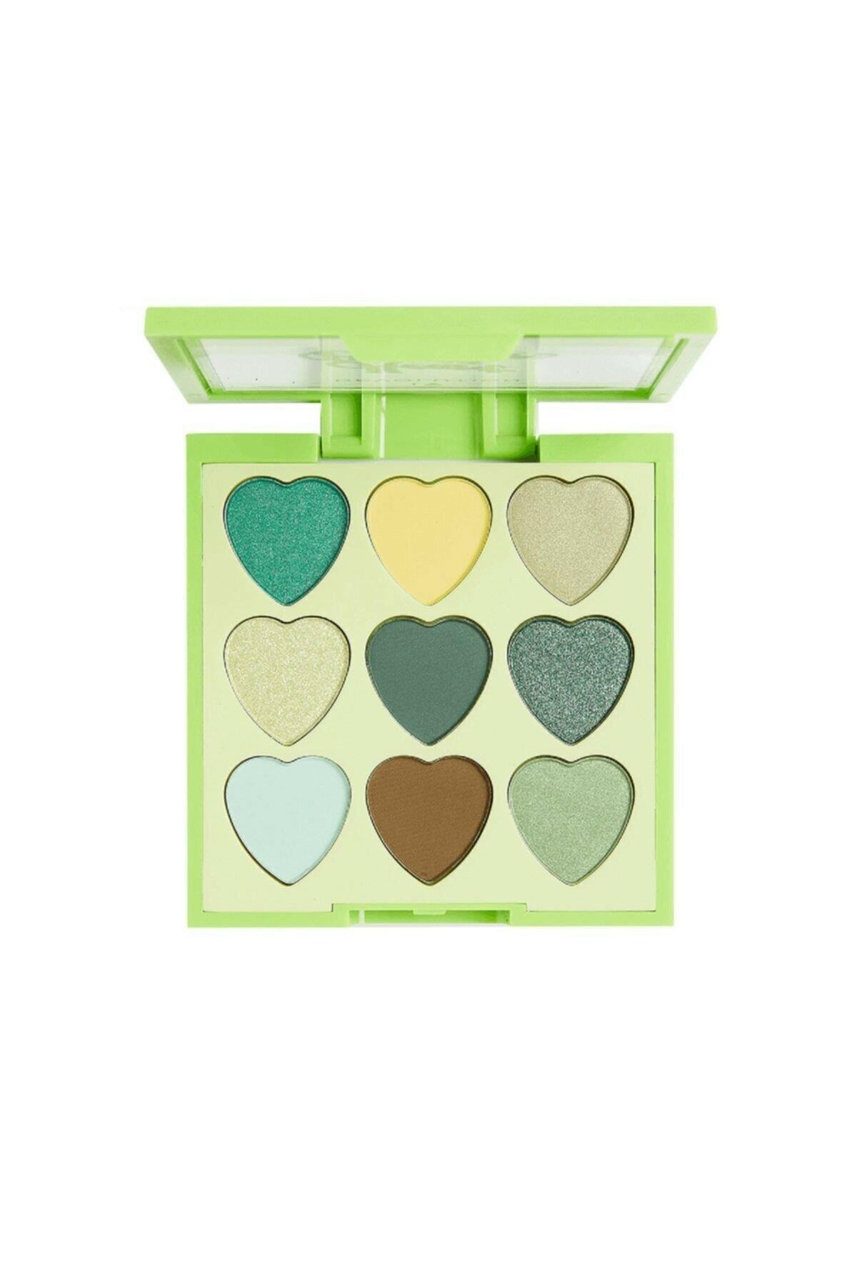 MAKEUP REVOLUTION HEARTBREAKERS LUCKY FAR PALETİ-