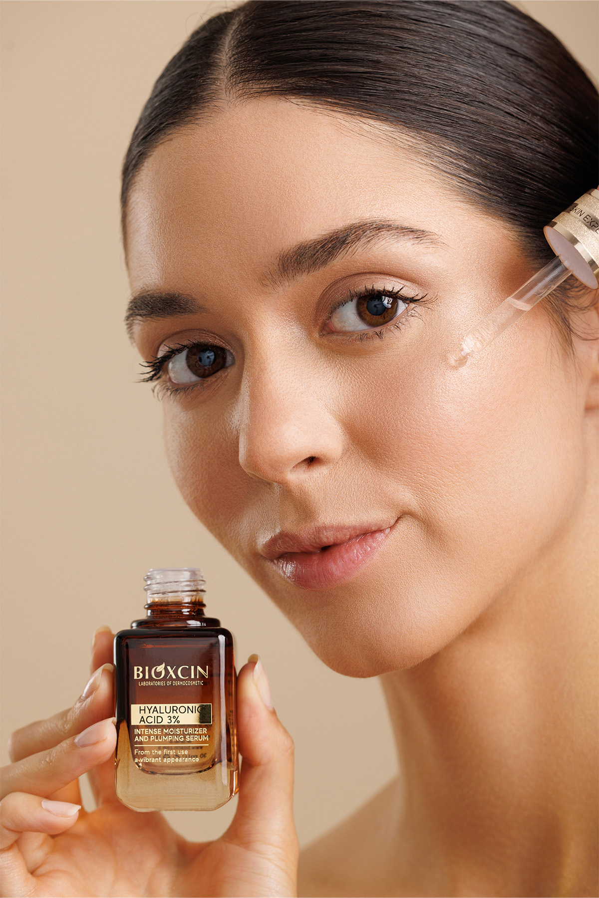 Bioxcin Hyaluronic Acid Yoğun Nemlendirici serum-