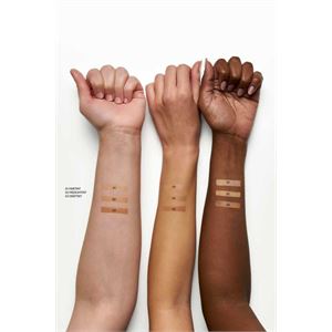 GOLDEN ROSE   NUDE LOOK RADIANT TINTED MOIST NO.03-