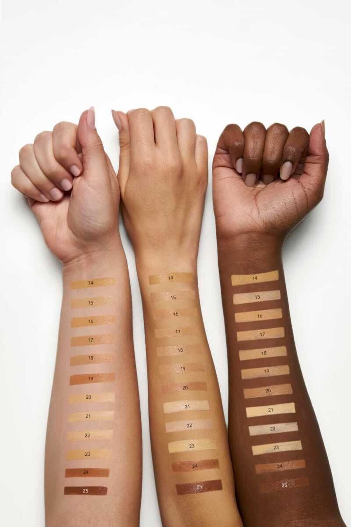 GOLDEN ROSE  TOTAL COVER 2&1 FOUND.CONCEALER 21-