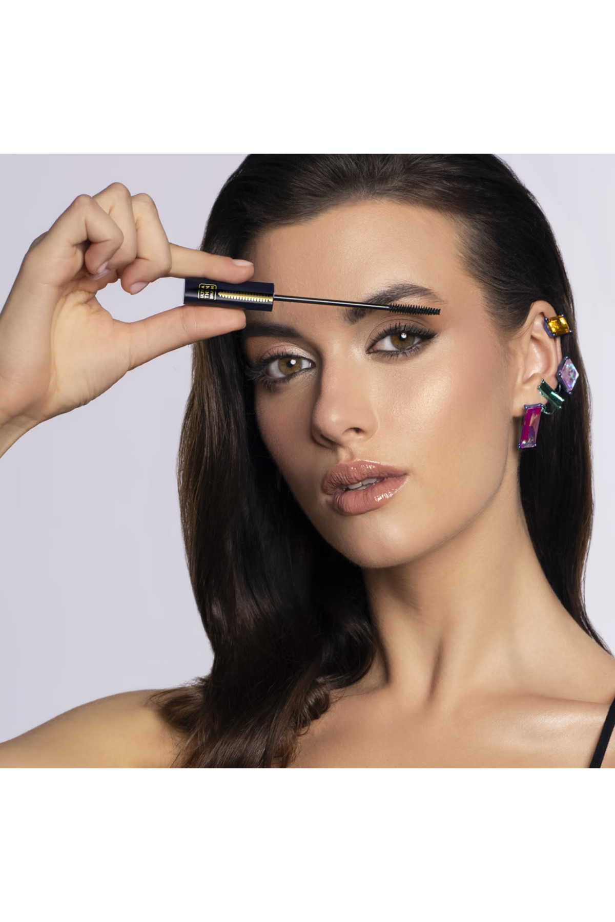 SUPERTHIN DEFINING MASCARA 6 ML-