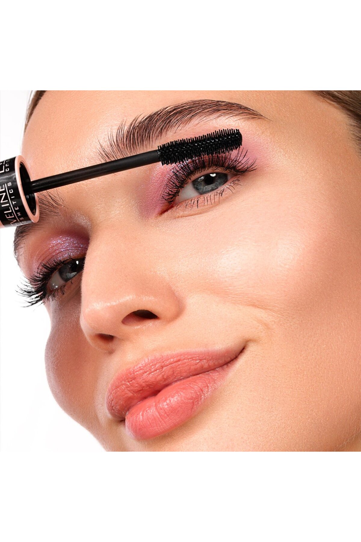 LOOK UP SO BLACK MASCARA-