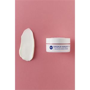 NİVEA SIKILAŞTIRICI KIRIŞIKLIK KARŞITI YÜZ KREM 50ML-