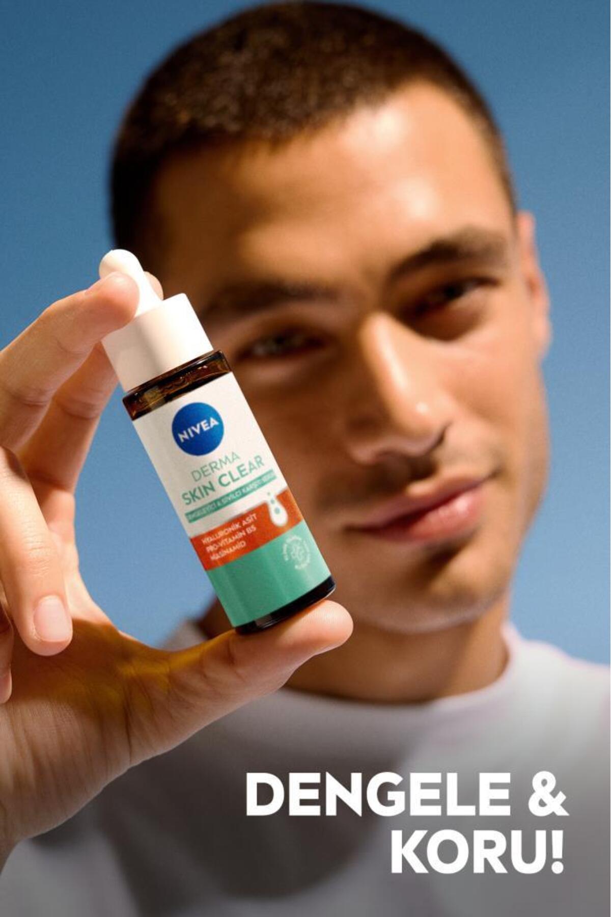 NIVEA Derma Skin Clear Dengeleyici ve Sivilce Karşıtı Serum 30ml, Niasinamid, Hyaluronik Asit, Yağlı Cilt-